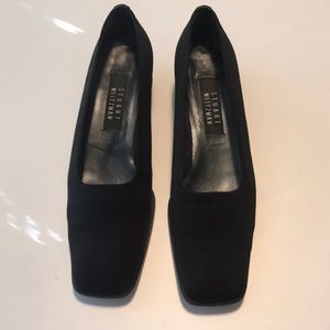 Stuart Weitzman shoes.  9 narrow. Black.